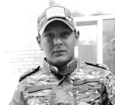 Владимир Петров