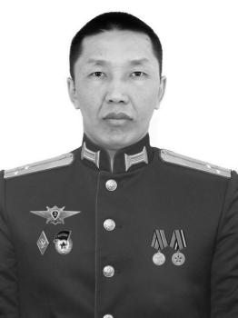 Саян Базаров