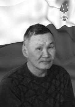 Эдуард Зундуев