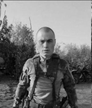 Денис Елисеев