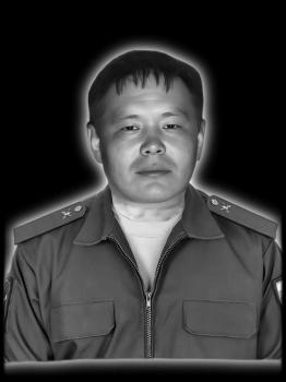 Аюр Лхамаев