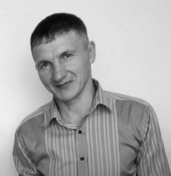 Артём Попов