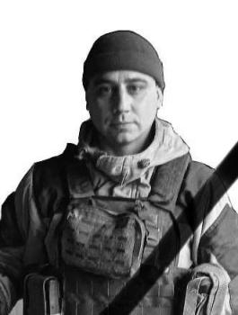 Максим Белозерцев