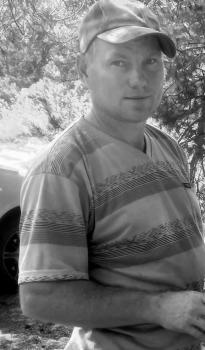 Владимир Пешков